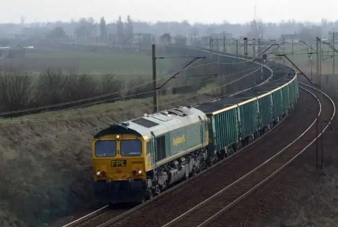 Україна влаштовує вугільні «тури» на окуповані території Донбасу фото 1