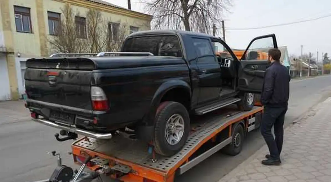 В громаді на Кіровоградщині підприємці придбали автівки для ЗСУ (ФОТО) фото 1