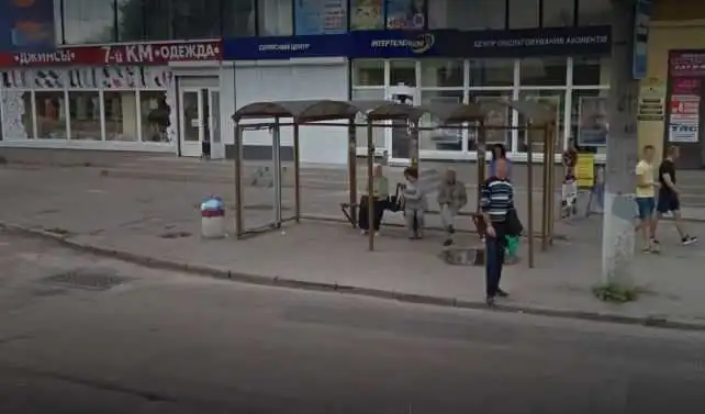 У Кропивницькому ліквідують центральну зупинку громадського транспорту (ФОТО)