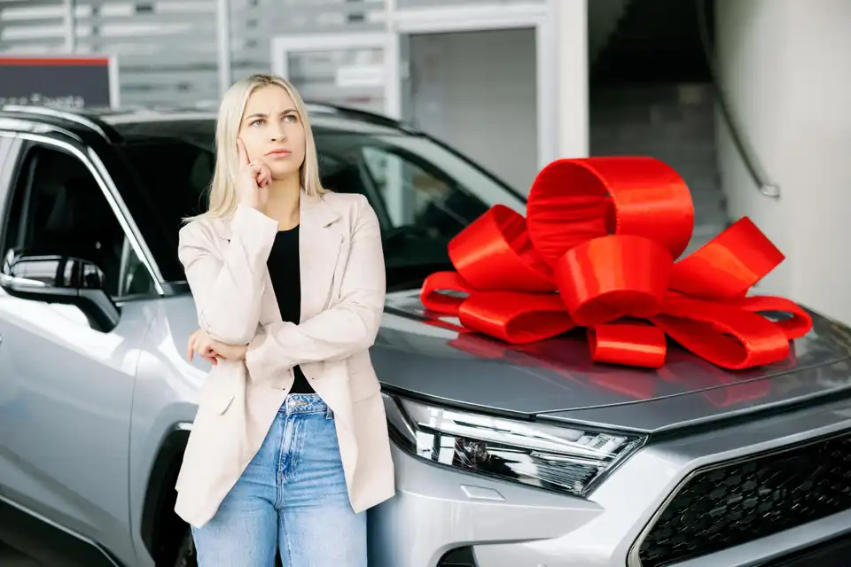 Як змінюється вартість нових авто в Україні за даними AUTO.RIA