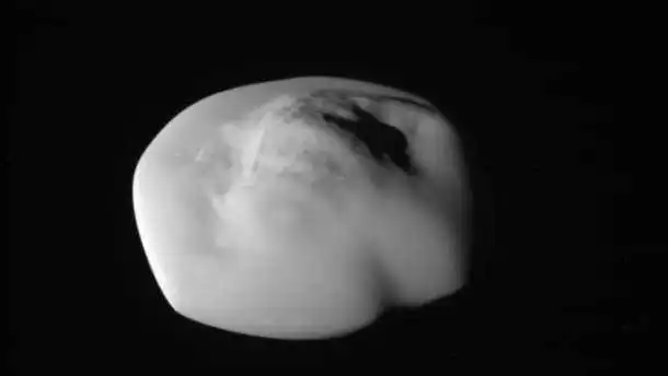 NASA продемонструвало світлини кумедного супутника Сатурна (ВІДЕО) фото 1