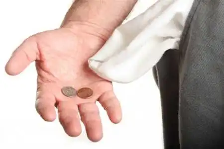 Виживай, як умієш: жителям Кіровоградщини не віддають майже 40 зароблених мільйонів