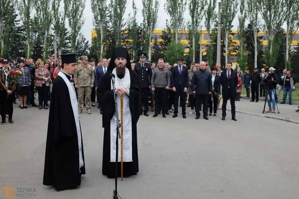 У Кропивницькому вшанували загиблих воїнів на Сході України (ФОТОРЕПОРТАЖ)