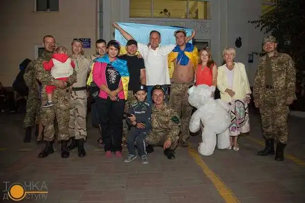 До Кіровограда повернулася група бійців 42- го батальйону (ФОТОРЕПОРТАЖ) фото 1