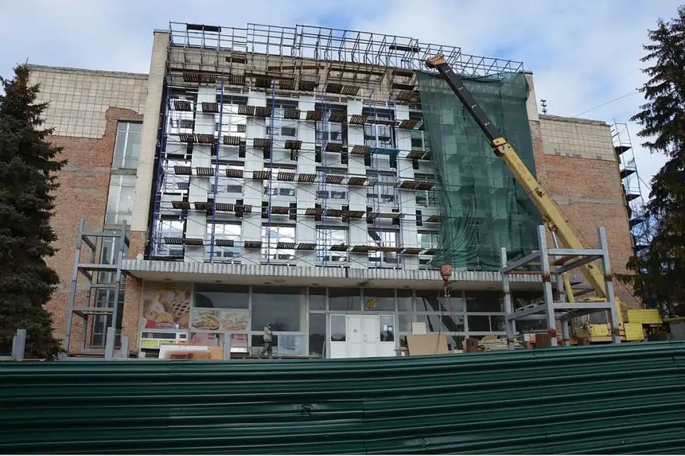 Кропивницький: у новому ЦНАПі передбачили майже 200 робочих місць фото 1