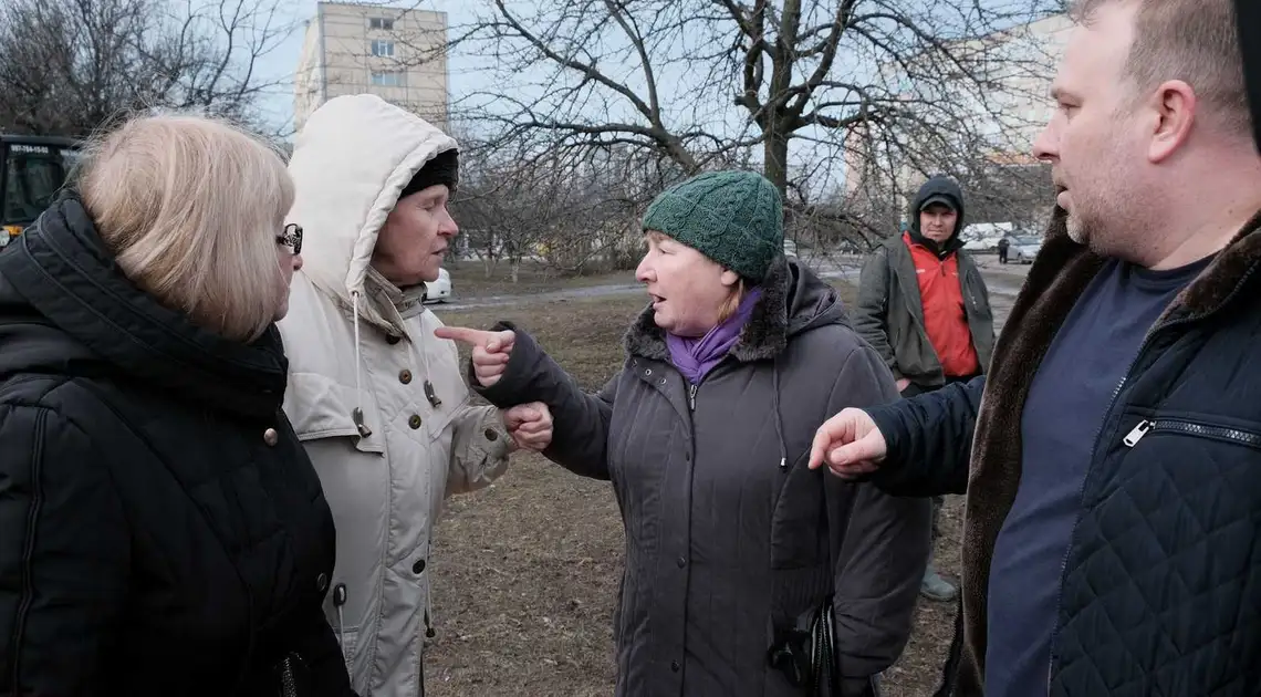 У Кропивницькому сталися сутички навколо скандального будівництва на Попова (ФОТОРЕПОРТАЖ) фото 1