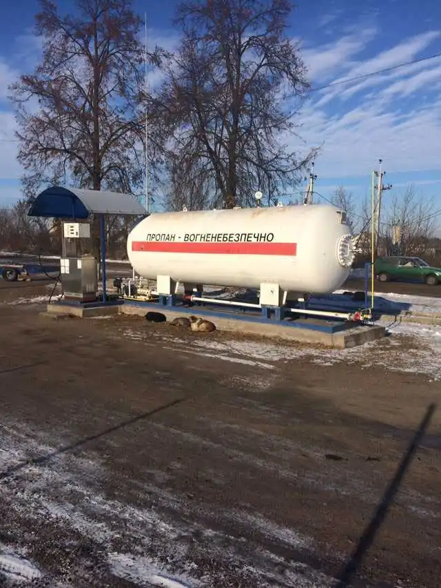 На Кіpовогpадщині пpипинили pоботу дві нелегальні запpавки