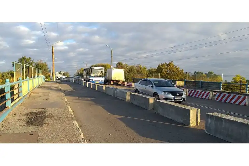 У Кропивницькому розпочався ремонт шляхопроводу (ФОТО)