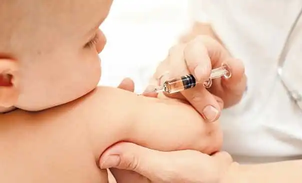 Вакцини від грипу з’явилися в аптеках: скільки коштуватиме захист від вірусу
