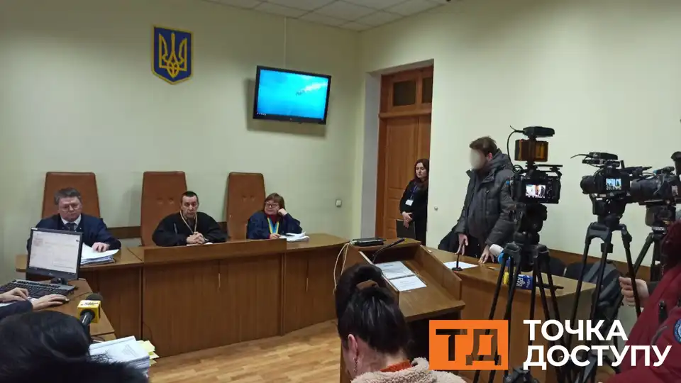 підозрюваного у нарузі над тілом дівчини у Кропивницькому лишили під нічним домашнім арештом
