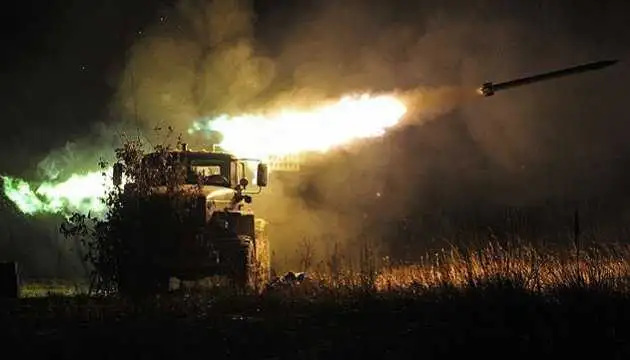 Найманці «ДНР» атакували Широкине «Градами», ЗСУ жорстко відповіли (ВІДЕО) фото 1