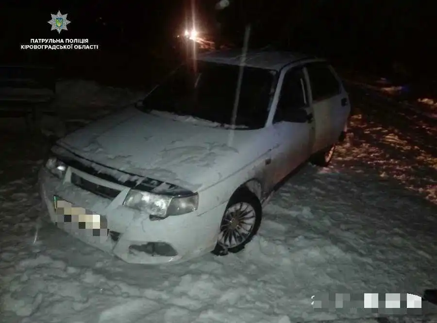 Стрілянина, погоня та 2 ДТП: патрульні у Кропивницькому затримали п'яного водія (ФОТО)