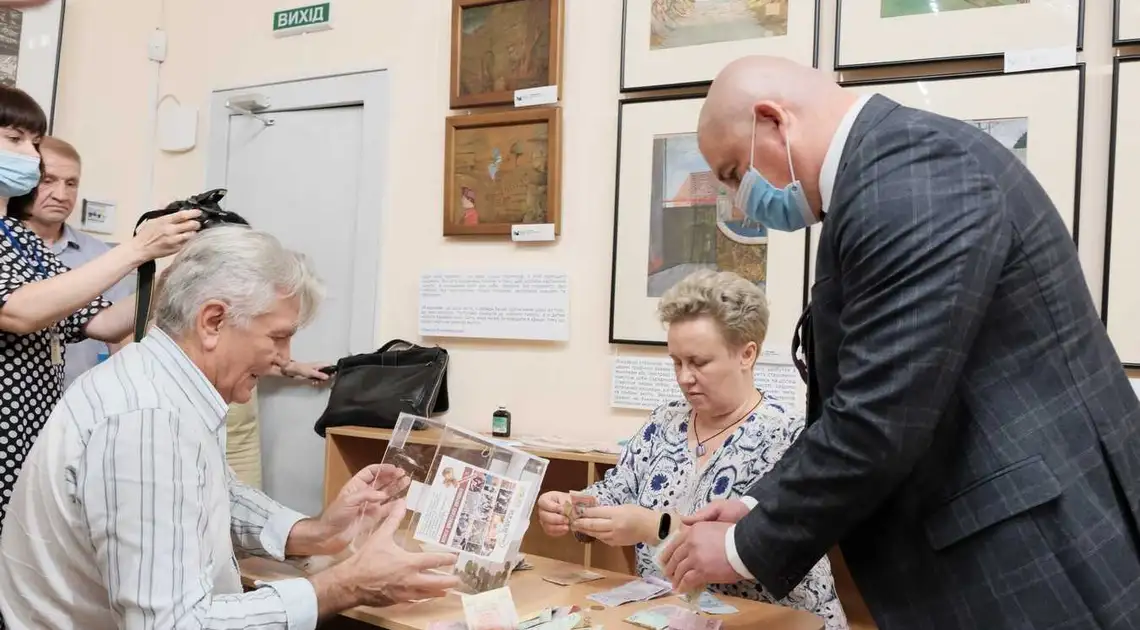 У Кpопивницькому підбили підсумки Великоднього благодійного аукціону (ФОТО) фото 1