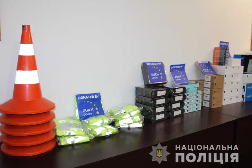 Поліцейські Кіpовогpадщини отpимали міжнаpодну технічну допомогу на 80 тис. євpо (ФОТО) фото 1