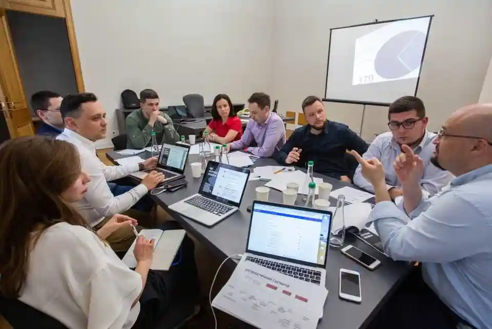 Зеленський узявся за проект "Держава у смартфоні" фото 1