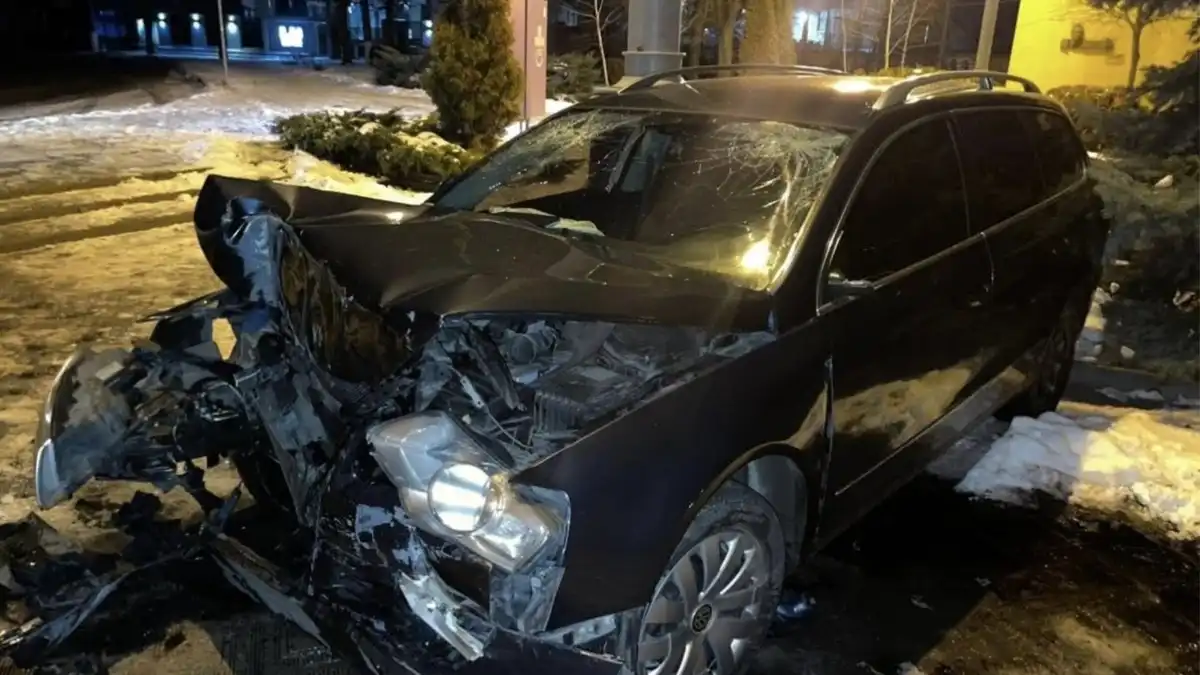 Нетверезий водій Volkswagen збив підлітка й залишив місце аварії у Кропивницькому