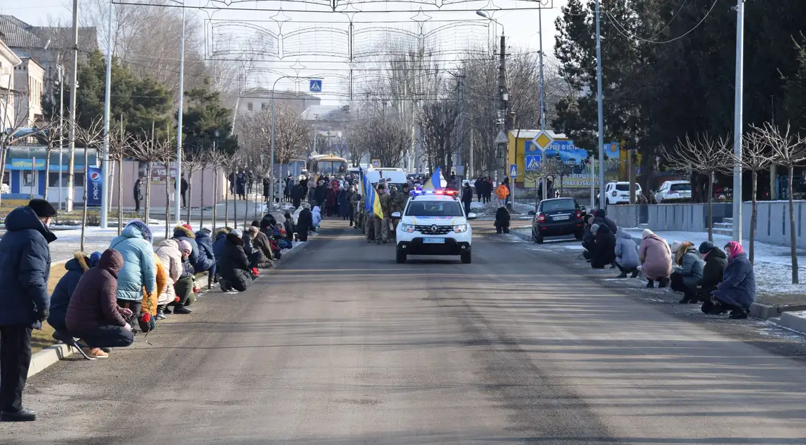 попрощалися з військовим