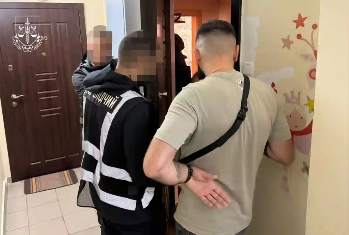 Викрили 27 чоловіків з фальшивими меддовідками: обшуки пройшли й на Кіровоградщині