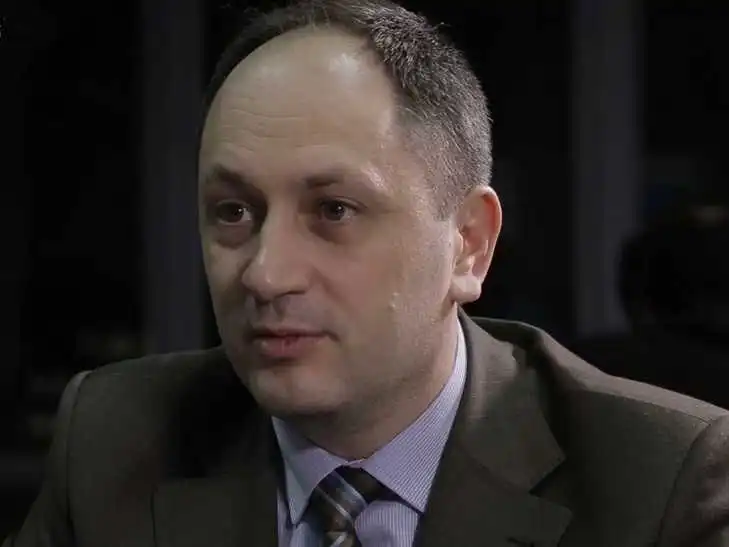 Міністр вважає, що для повернення Україні Криму та Донбасу потрібно грати у шахи фото 1