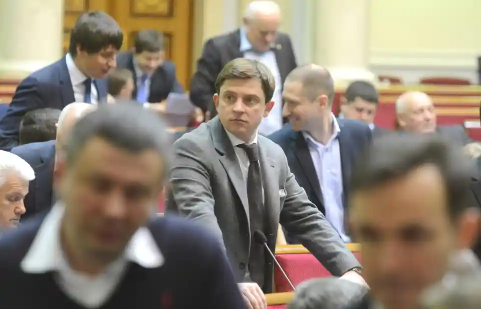 «Кіровоградцю» Олесю Довгому залишили імунітет фото 1