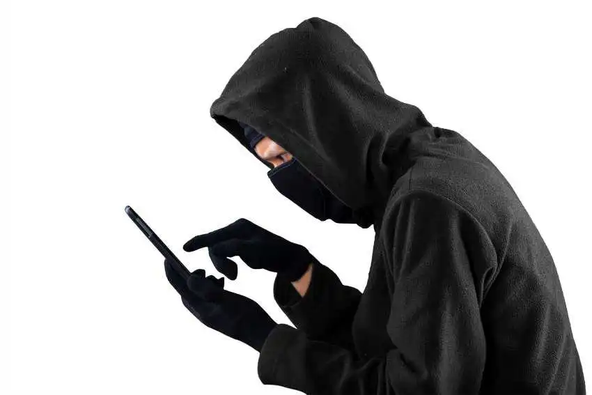 За підприємцями Кіровоградщини полюють шахраї – представляються податківцями і вимагають перерахувати кошти в «Ощадбанк» фото 1