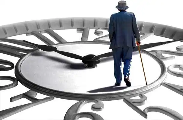 В Україні мінімальний страховий пенсійний стаж підніматимуть щороку