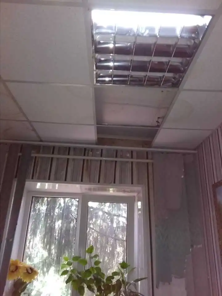 У Кропивницькому негода пошкодила дах та підтопила приміщення виправної колонії (ФОТО)