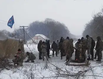 Мовою експертів: як блокада Донбасу вплине на курс гривні фото 1