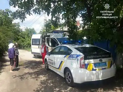 У Кропивницькому нашийником-удавкою приборкали пса, що напав на господаря (ФОТО)
