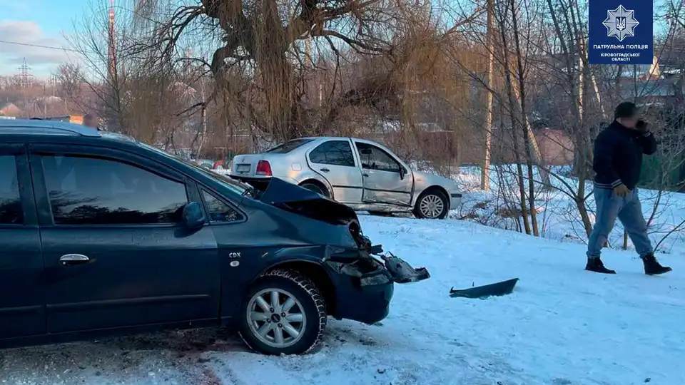 У Кропивницькому зіткнулися Volkswagen та Chevrolet (ФОТО)