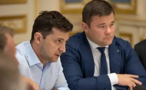 Зеленський закликав Парубія терміново скликати Раду