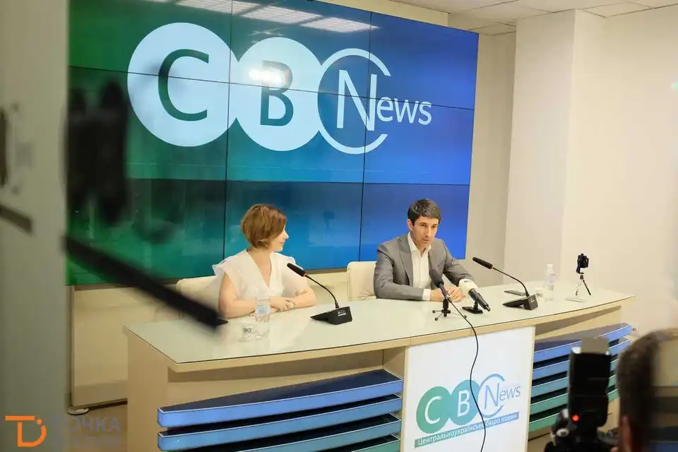 Екс-голова Кіровоградської ОДА прозвітував про результати своєї роботи (ФОТО) фото 1