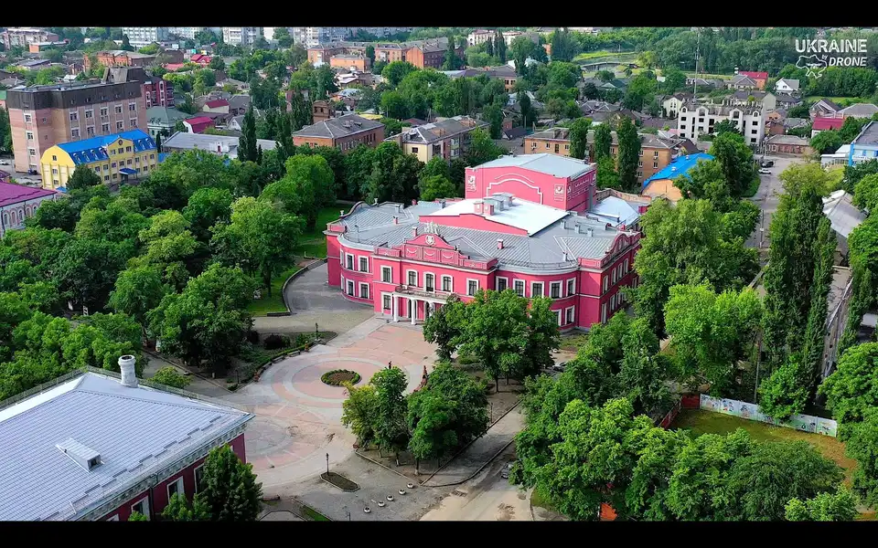 Символи міста: з чим Кропивницький асоціюється у його жителів (ФОТО)