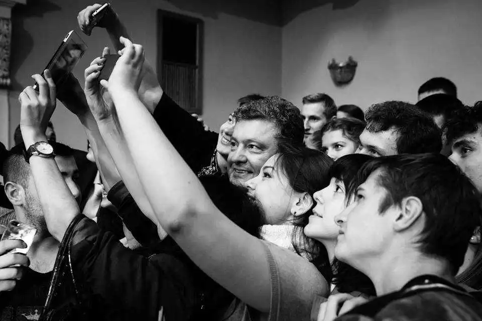 Сьогодні Петро Порошенко святкує своє 50-ліття фото 1