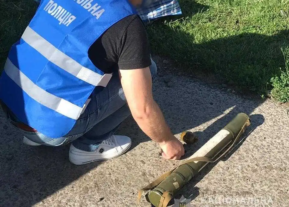 На Кіровоградщині 19-річний хлопець торгував боєприпасами (ФОТО) фото 1