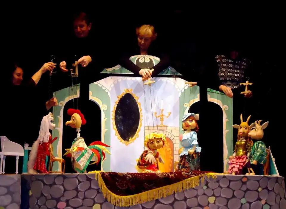 У Кропивницькому театр ляльок запрошує на вистави