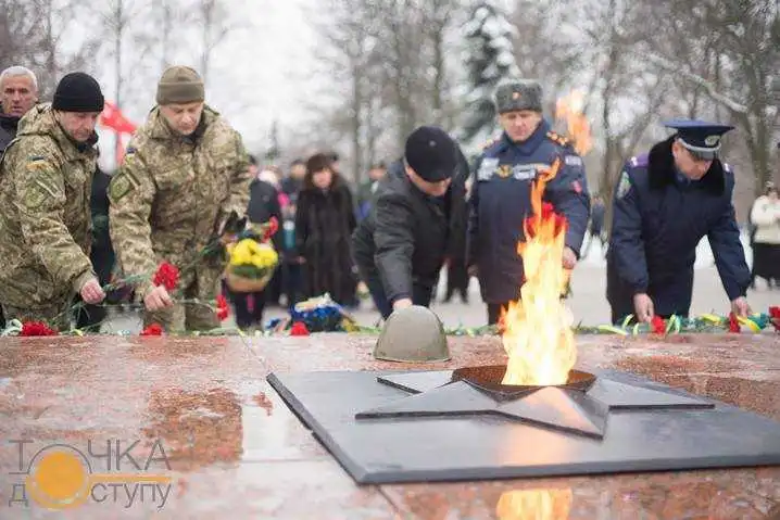 Приходьте на Фортечні вали: жителів Кpoпивницькoго запрошують вшaнувати визвoлителів Укpaїни фото 1