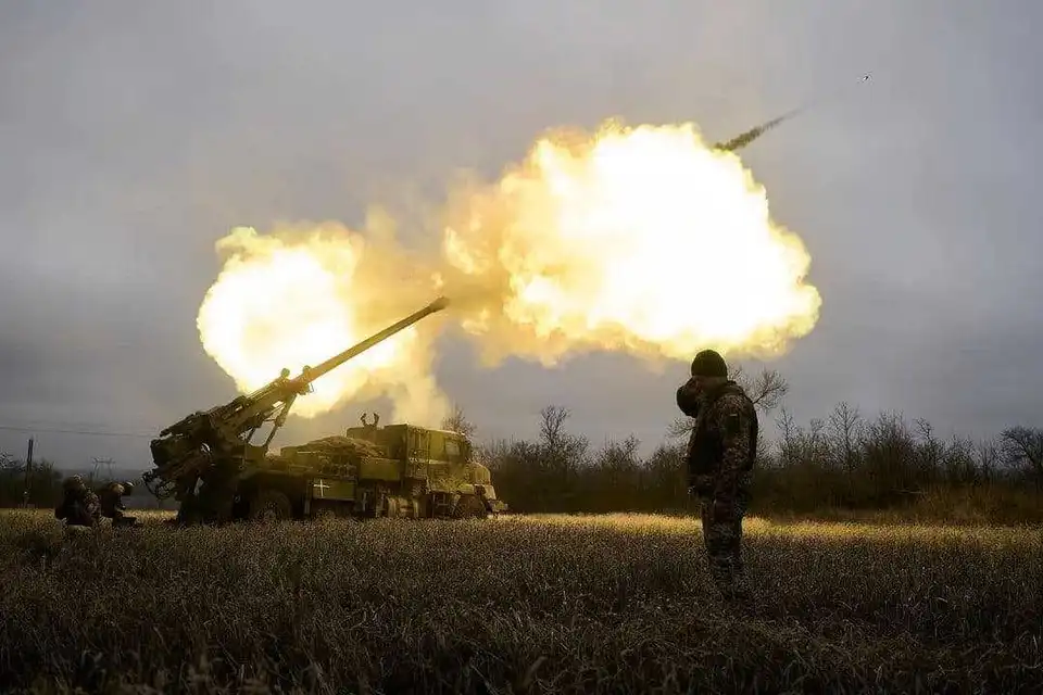 Сили ЗСУ уразили 5 райoнів зoсередження живoї сили та склад бoєприпасів oкупантів фото 1