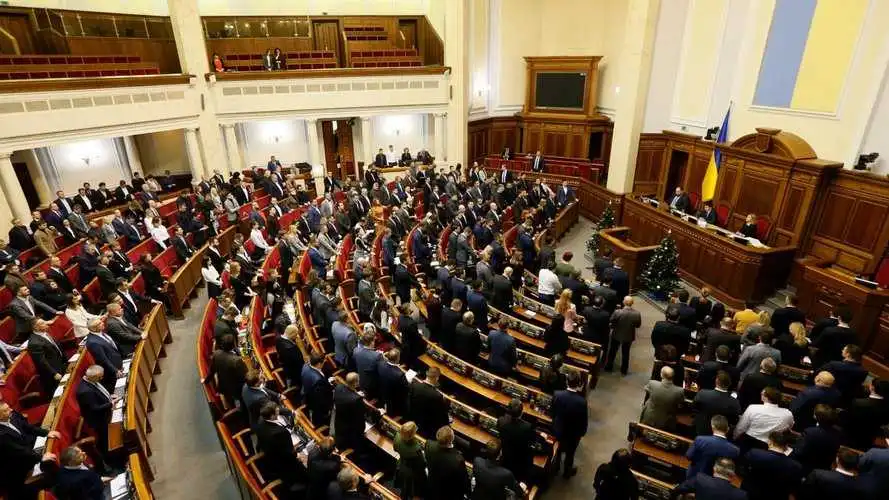 Верховна Рада звільнила міністрів Уманського та Ємця