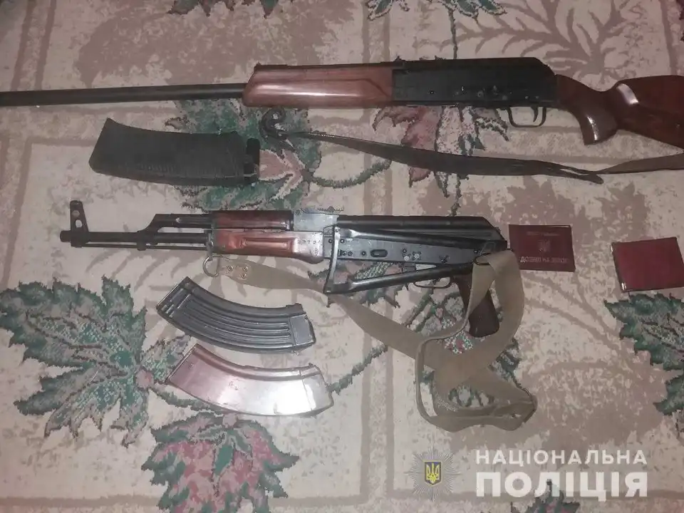 У жителів Кіровоградщини вилучили 30 одиниць вогнепальної зброї та 26 гранат (ФОТО) фото 1