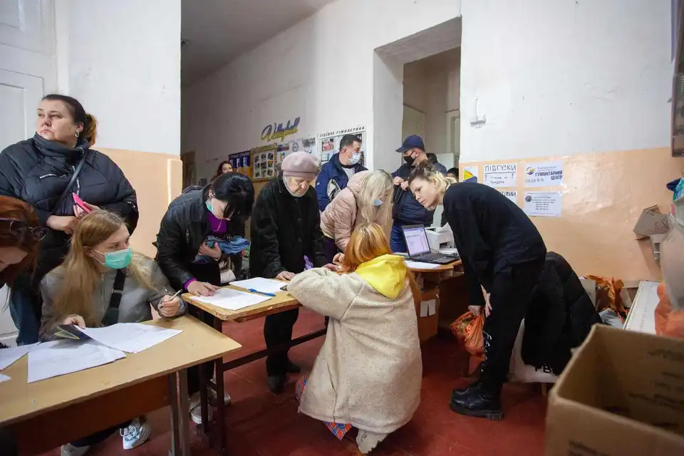 Кропивницький: в гуманітарному центрі для переселенців необхідні харчі, засоби гігієни та підгузки