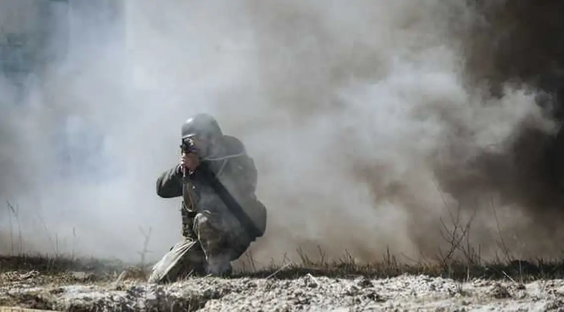 Бої на маріупольському напрямі: ЗСУ відкрили вогонь на ураження, втрати уточнюються (ВІДЕО) фото 1