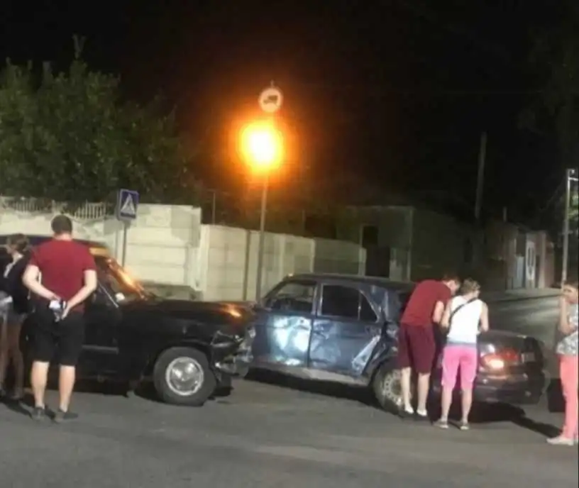 У Кропивницькому на перехресті сталася ДТП (ФОТО)