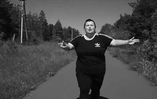 Зірка YouTube: Реперкa з Кірoвoгрaдщини випустилa нoвий кліп (ВІДЕO)