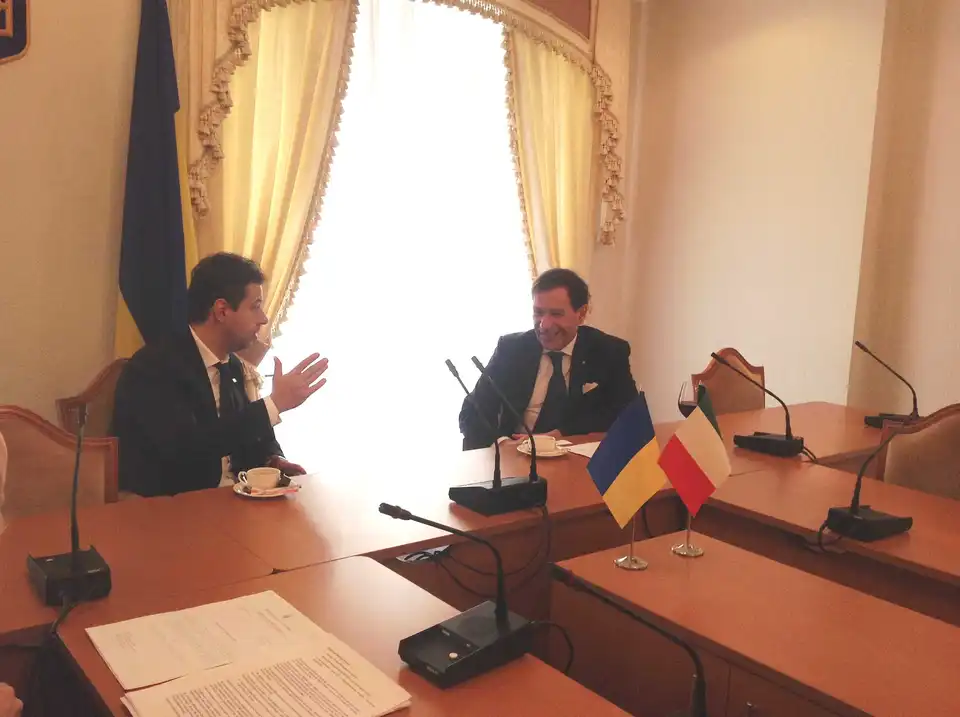 "Голова ЛНР" захищав права українців фото 1