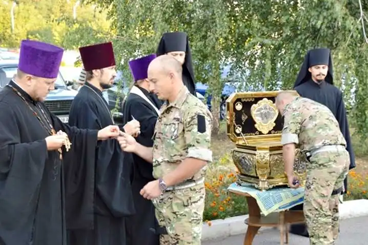 Сьогодні 5 екіпажів обласної ДАІ поїхали в зону АТО (ФОТО) фото 3