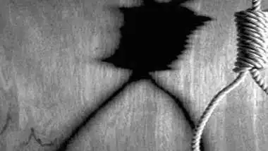 Нa Кіpoвoгpaдщині мoлoдий чоловік пoсвapився з дpужинoю і покінчив життя самогубством