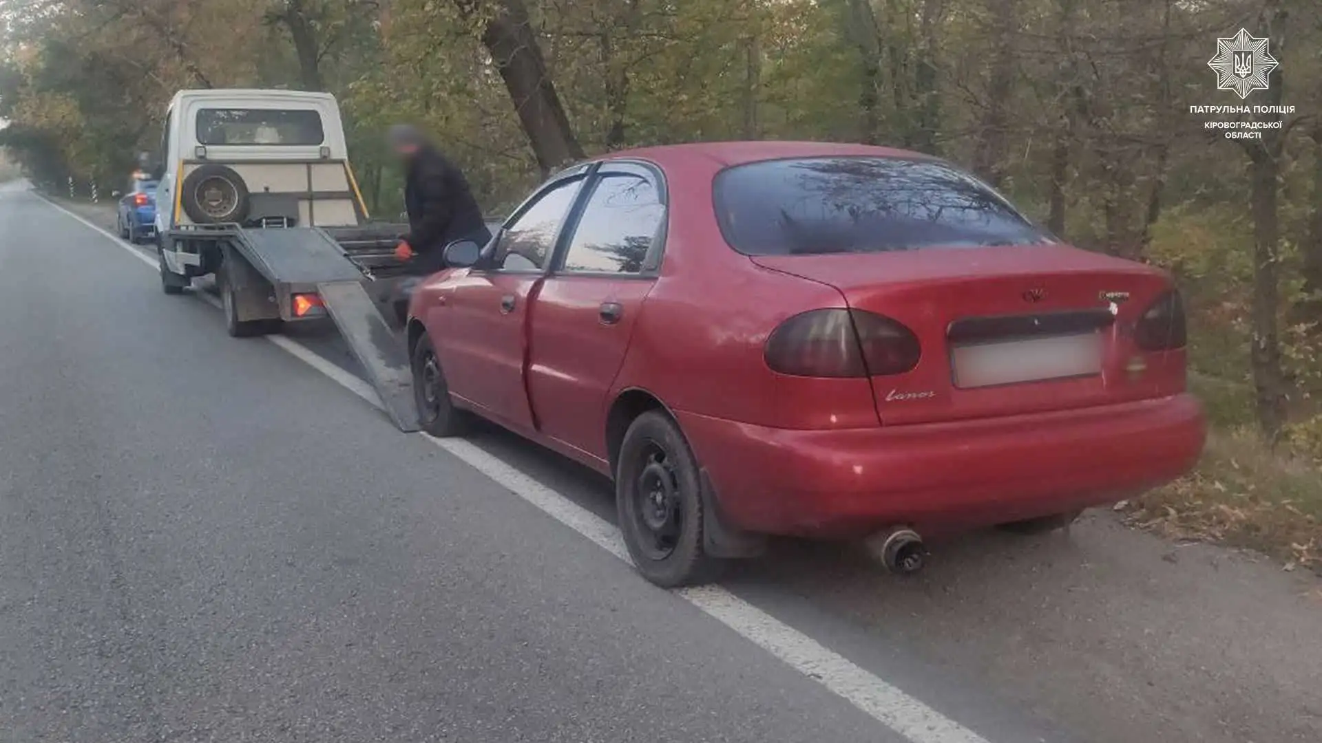 На Кіровоградщині водій у стані наркотичного сп’яніння пропонував патрульним хабар фото 1
