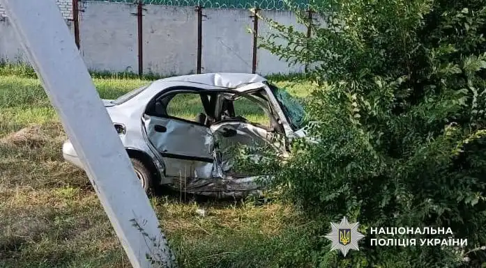 Понівечене авто внаслідок ДТП у Олександрії