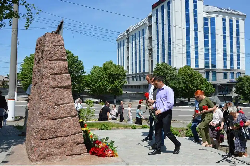 У Кропивницькому вшанували пам’ять жертв політичних репресій (ФОТО)